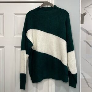 Nine West Forest Green and White Stripe Mock Neck Sweater Size Large